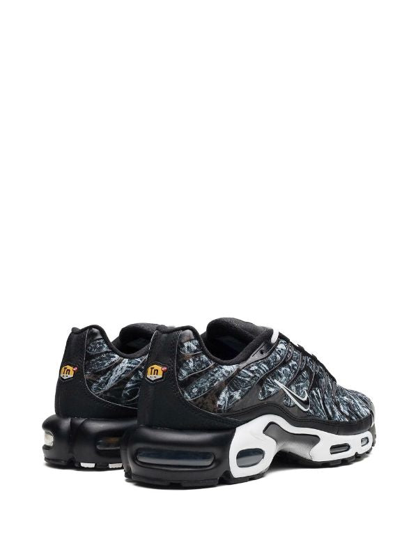 Air Max Plus AMP "Shattered Ice" sneakers