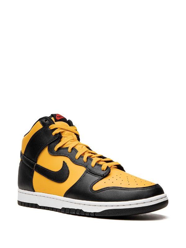 Nike Dunk High "Reverse Goldenrod - Bruce Lee
sneakers