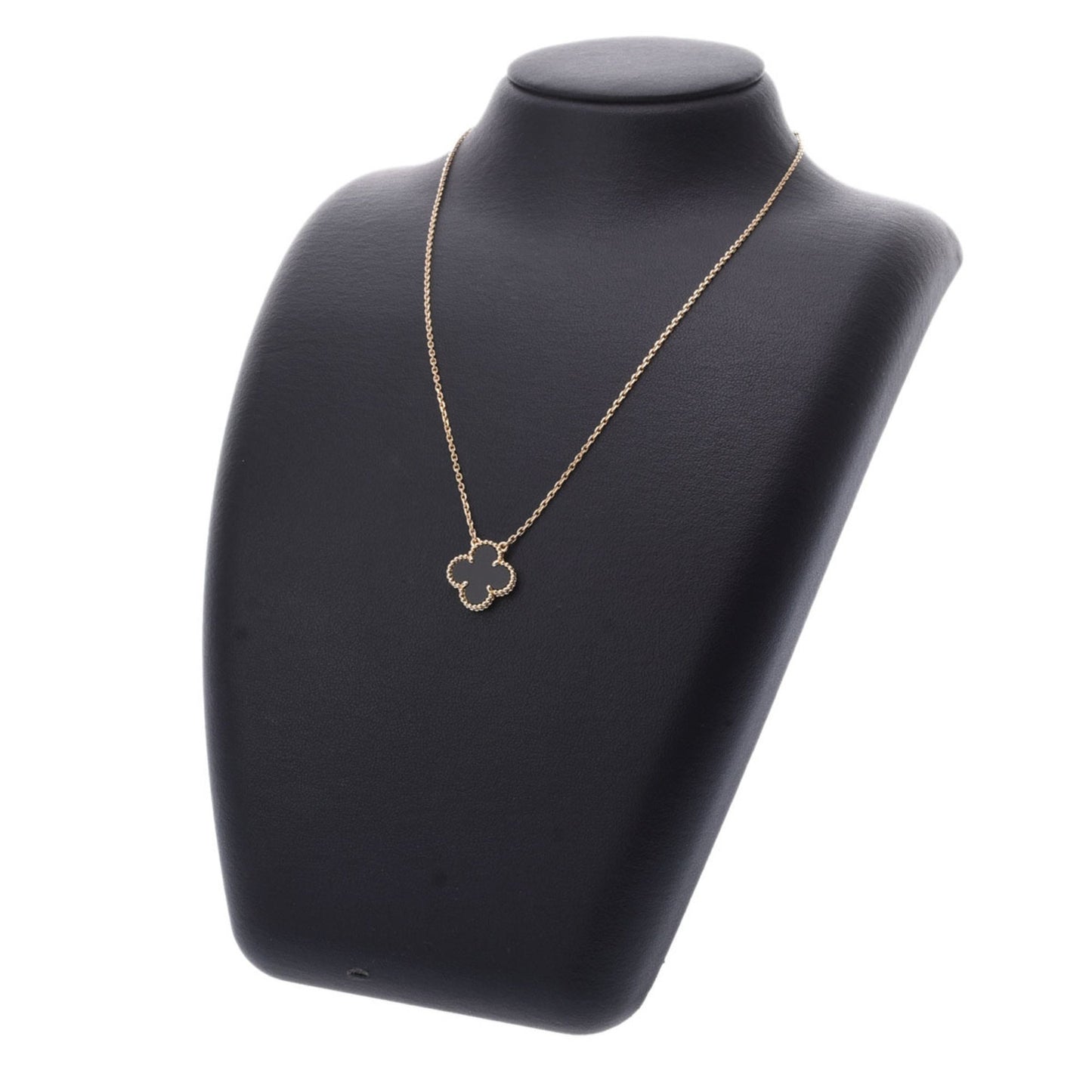 Midnight Clover Stainless Steel Necklace – A Statement of Elegance