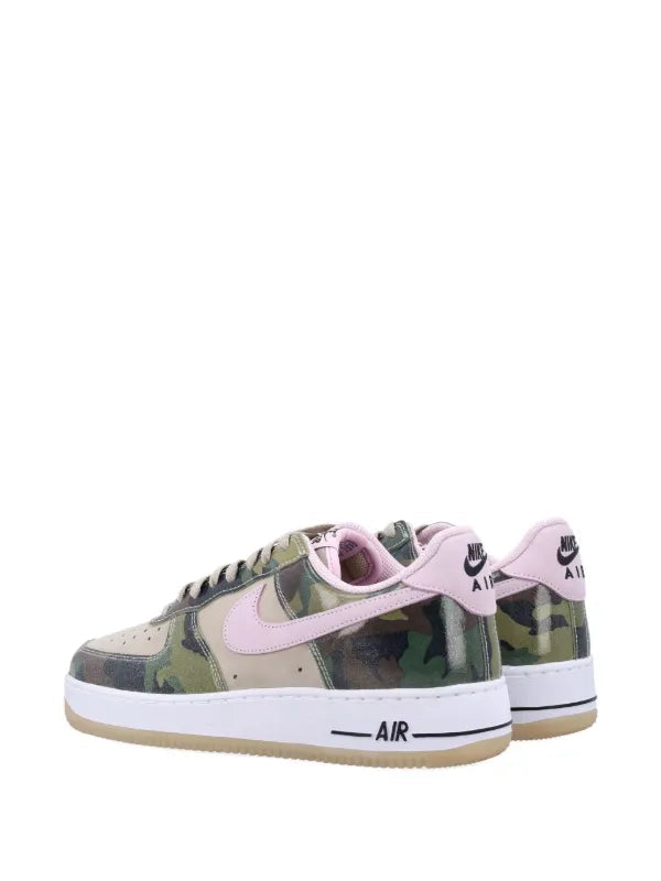 AIR FORCE 1 LOW CAMO PATENT LEATHER RETRO