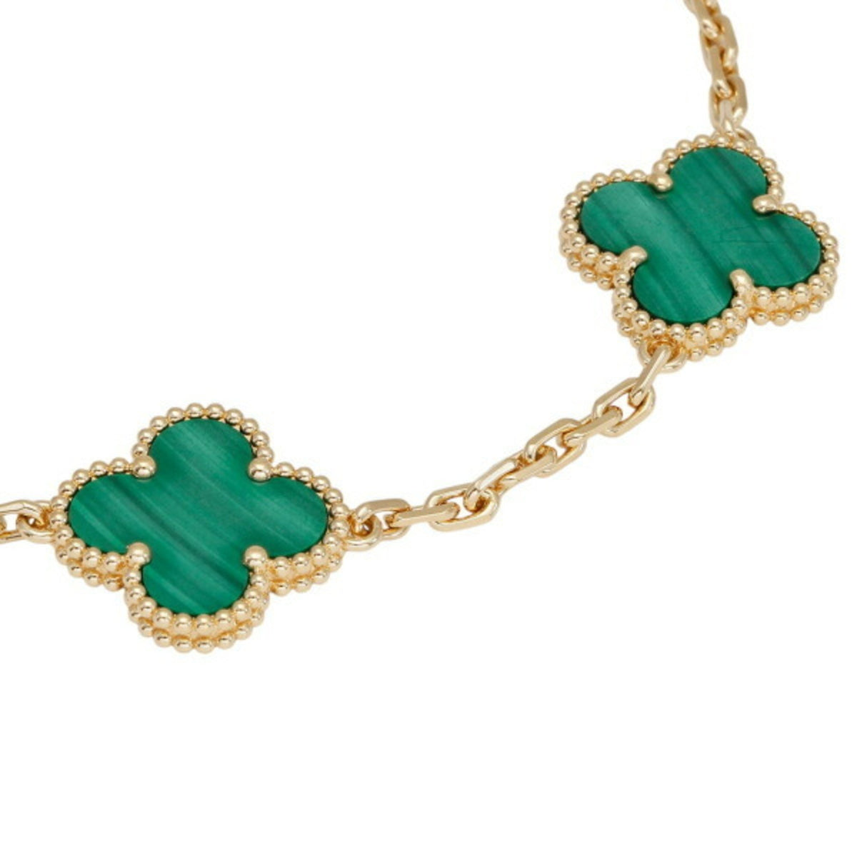 Green Clover Stainless Steel Bracelet – A Statement of Elegance