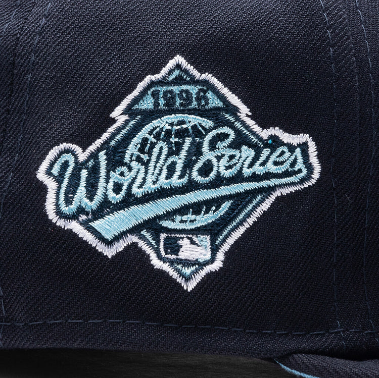 New Era New York Yankees Iconic Cloud 59FIFTY Fitted Cap
