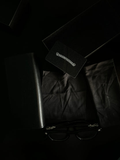 Chrome heart glasses - black & silver badges