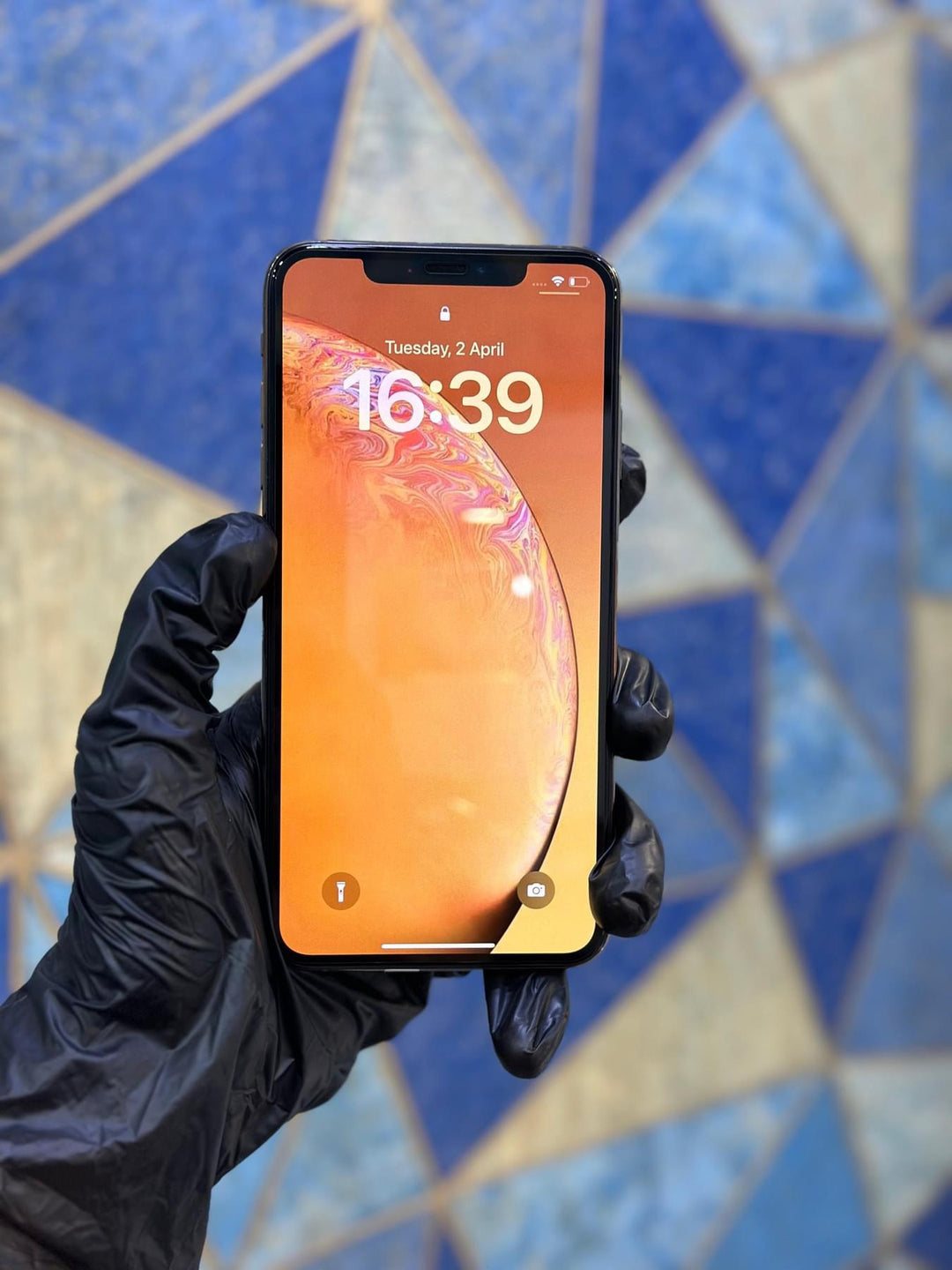 iPhone XS MAX (64GB/128GB) & 256GB when available