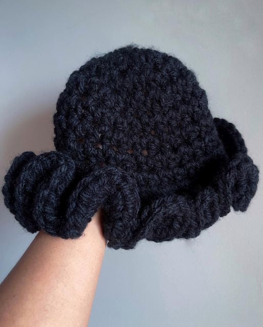 Crochet Ruffle Bucket Hat - Super Thick Ruffle black