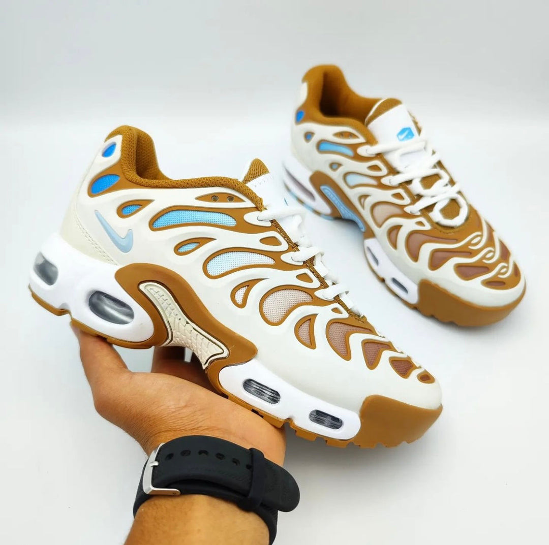 (Air Max Plus Drift "Phantom/Cacao Wow" light brown sneakers