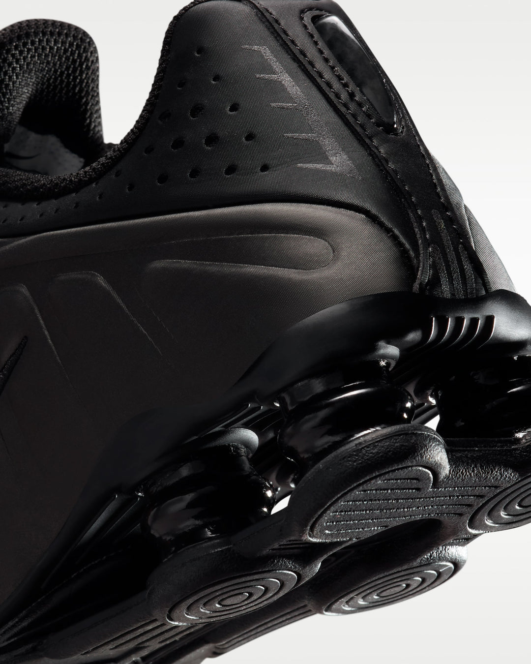 Nike Shox R4