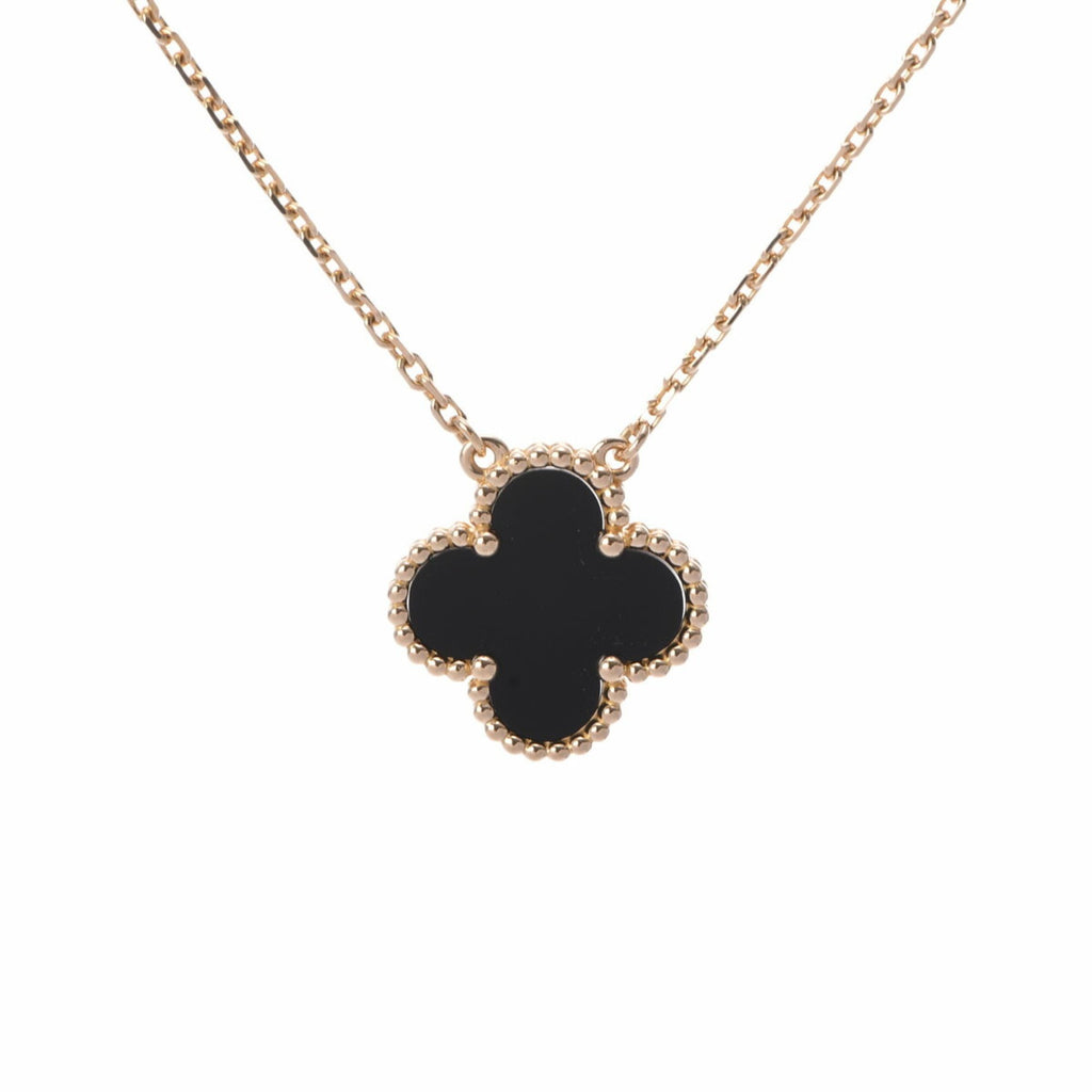 Midnight Clover Stainless Steel Necklace – A Statement of Elegance